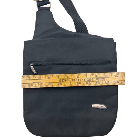 Travelon Crossbody Sling Backpack Anti Theft Travel Bag Black Adjustable Strap - Picture 9 of 13